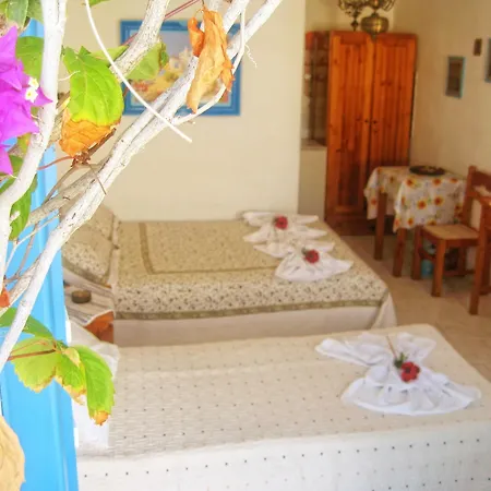 Augusta Naousa (Paros)